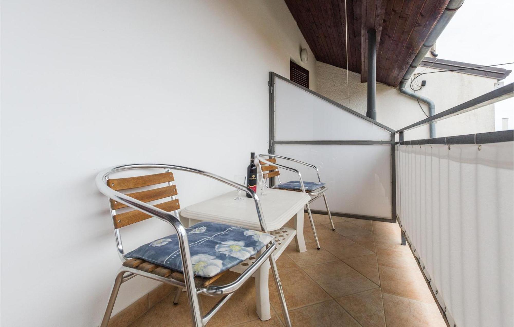 Two-Bedroom Apartment in Poreč Buitenkant foto